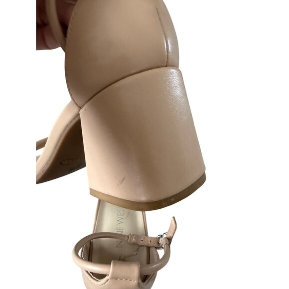NINE WEST Beige Nude Block Kitten Heels Sandals Size 8.5 - Picture 11 of 12